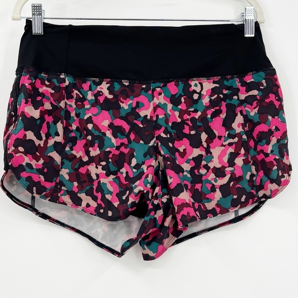 Athleta Running Free Printed Shorts 3.5" Size S Outdoor Athletic Exercise Multi - Picture 1 of 6